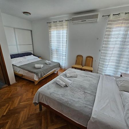 Guest House Mamut Kaštela Екстериор снимка